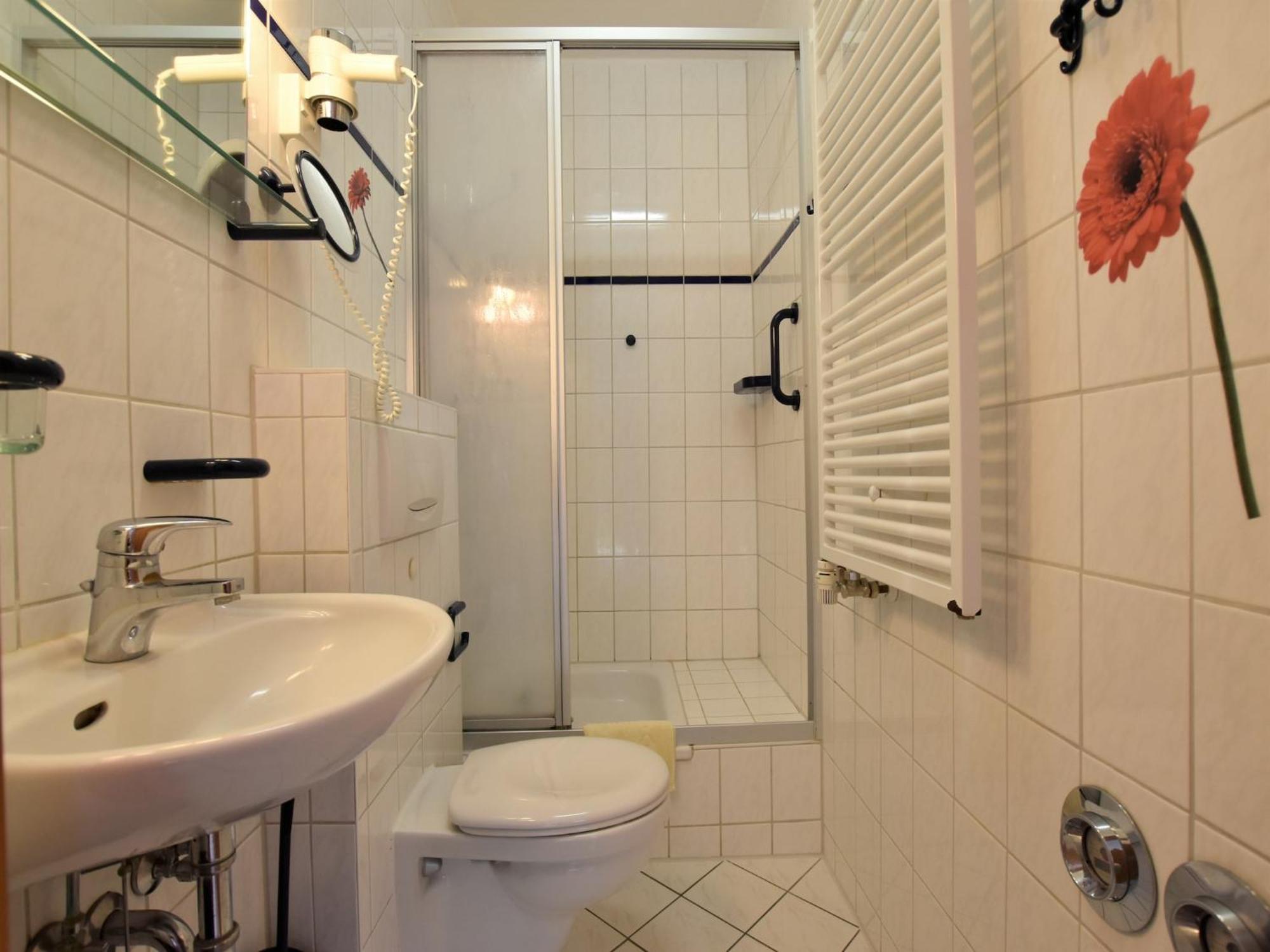 Beautiful Apartment In Rerik With Garden Near Sea Exteriör bild